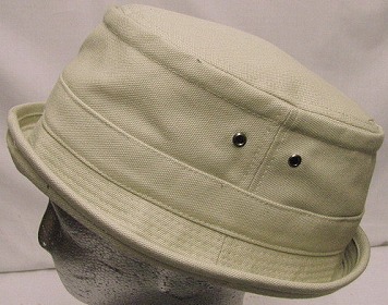 コットンオックスの帽子の製作例１